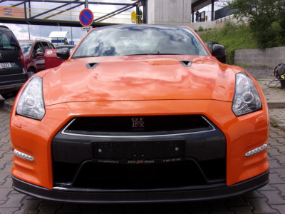 Nissan GT-R